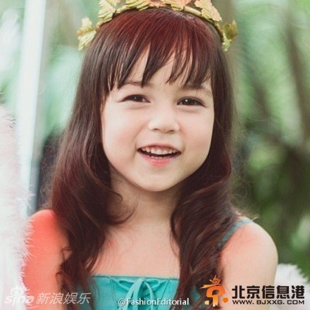 泰美混血小萝莉网络爆红 软萌妹子天生丽质难自弃【组图】