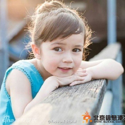 泰美混血小萝莉网络爆红 软萌妹子天生丽质难自弃【组图】