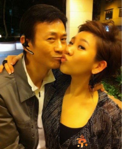 郑少秋和郑欣宜