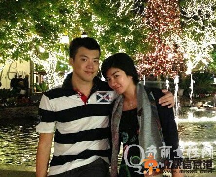 黄奕夫妻签离婚协议：这出“狗血剧”没有赢者只有崩溃的你我