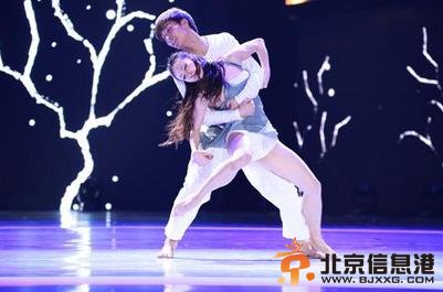《中国好舞蹈》完美收官 新疆辣妈古丽米娜夺冠（组图）