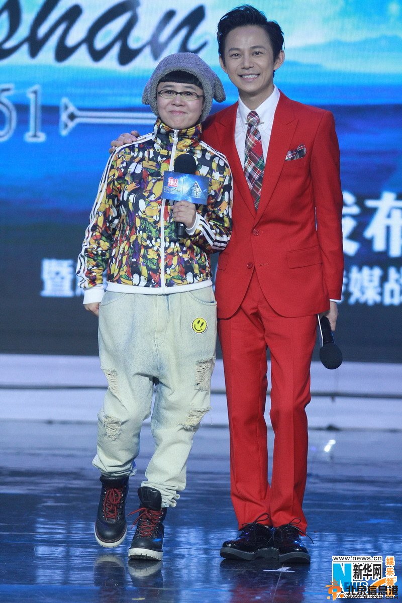 少年中国强tfboys献唱 何炅刘纯燕20年后再聚首【图】