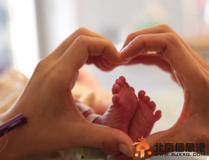 王力宏报喜讯妻子产女 神评论：李云迪已经哭晕在厕所