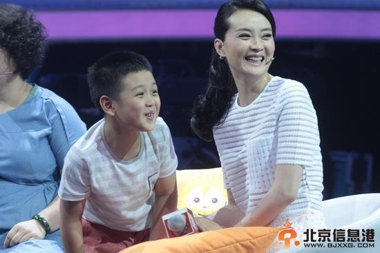 豪门少奶王艳遭儿子吐槽：乱花我爸钱
