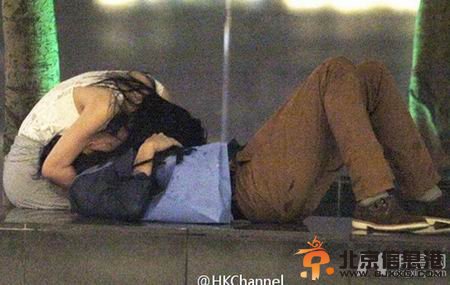 香港女星林芊妤厕所野战被拍 限制级画面流出