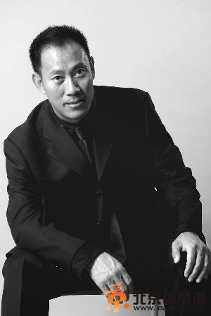 吴京安遇车祸头部受重伤昏迷时念叨观众（图）