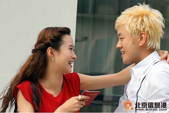 《爱的多米诺》卫视热播 韩烨变身&ldquo;坑爹闪婚族&rdquo;