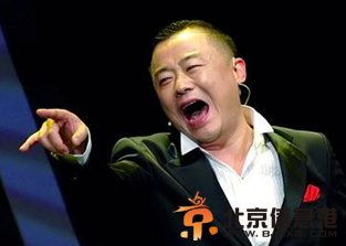 周立波否认分享不雅内容 斥媒体“找扇”