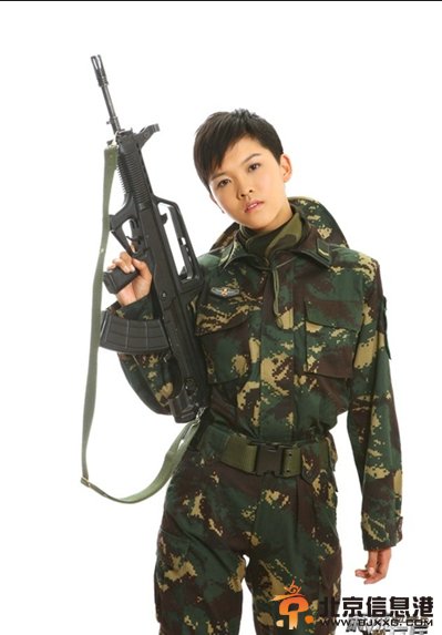 神犬奇兵金凤凰扮演者王洋写真照片