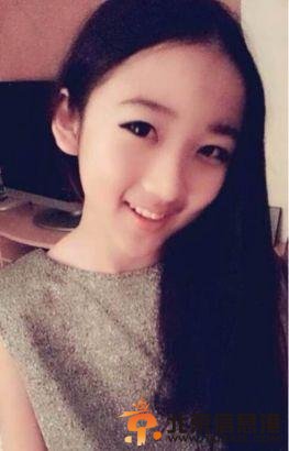 12岁小学生打扮成20岁引热议 看00后逆袭成功（图）