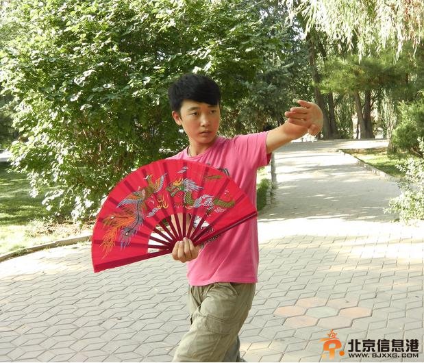 张海龙照片
