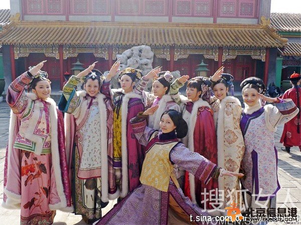 古装戏幕后欢乐搞笑大盘点 丫鬟娘娘齐卖萌【组图】