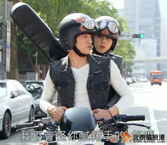 终极宿舍汪东城\夏天怀抱吉他帅气出现,寒感情归宿有着落