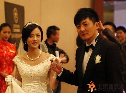 《月供》管虎新剧直击情、钱、房三大<a href='http://www.bjxxg.cn/news/shehui/' target='_blank'><u>社会</u></a>热点