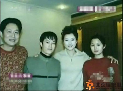 宋祖英原名宋六英 弟弟妹妹家底全曝光[组图]