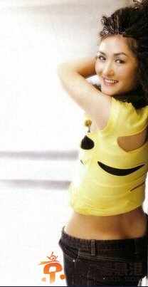 谢娜火辣旧照曝光 小翘臀半露性感曲线妖娆撩人
