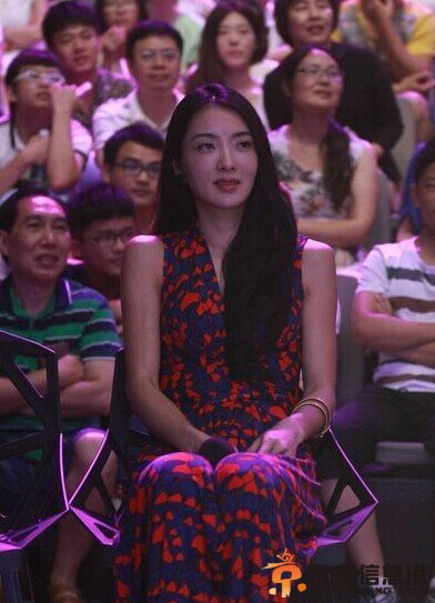 曹格老婆小蛮腰堪比少女 《爸爸去哪儿2》五娇妻大比拼