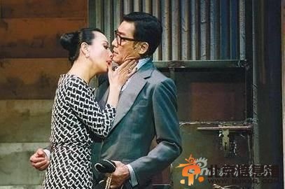刘嘉玲梁家辉贴身热吻 好<a href='http://www.bjxxg.com/health/liangxing/' target='_blank'><u>男人</u></a>梁朝伟“慰妻”