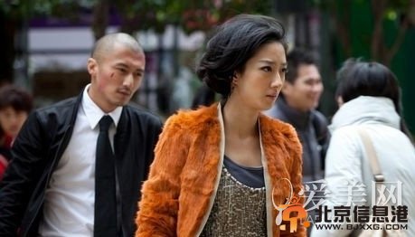  揭秘霆锋与《十二道锋味》女星亲密关系！ 