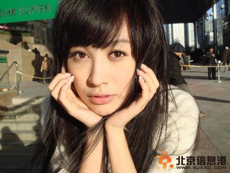 李易峰与女友李菲儿亲吻照曝光 李易峰晋级国民男神【图】