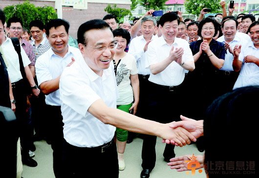 李克强山东考察：消除“中梗阻” 避免截留改革红利