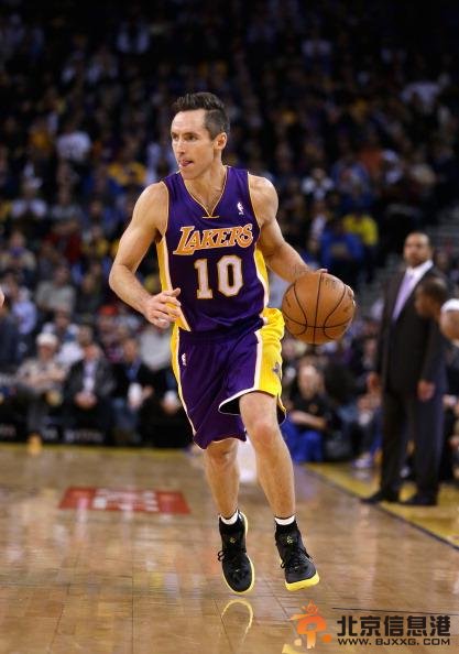 纳什自曝从未在NBA扣篮：都40岁再没有机会了