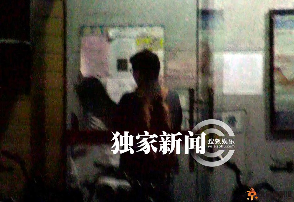 汤唯北京工作金泰勇陪同 深夜同回北京爱巢