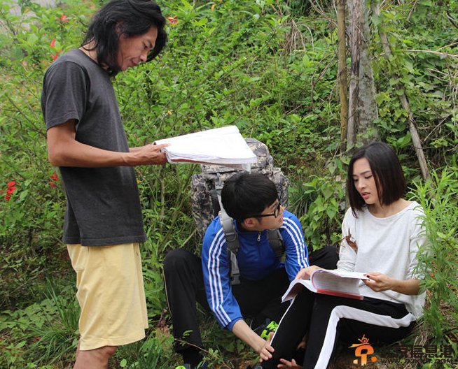 《深圳合租记》郑罗茜花絮大曝光 幕后女王也卖萌   