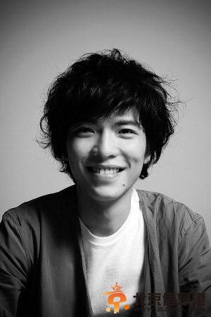 萧敬腾个人资料及好听的歌 萧敬腾献唱《痞子英雄2》主题曲