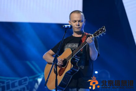 中国好声音帕尔哈提个人资料图片 帕尔哈提歌声打动人心