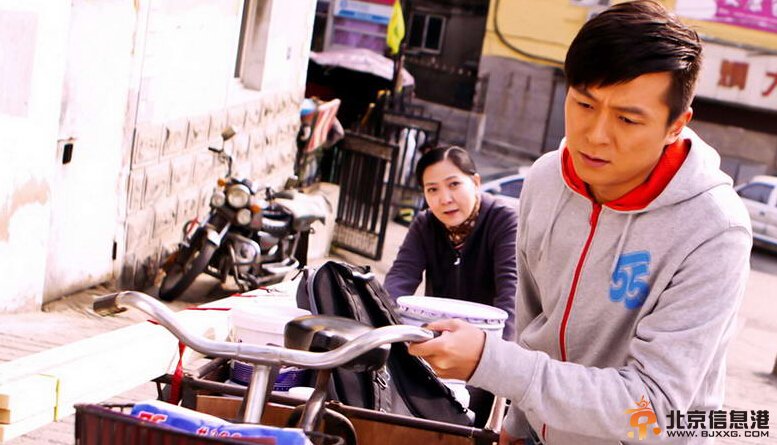 约会专家浦卞扮演者朱雨辰个人资料 朱雨辰《老男孩》剧照