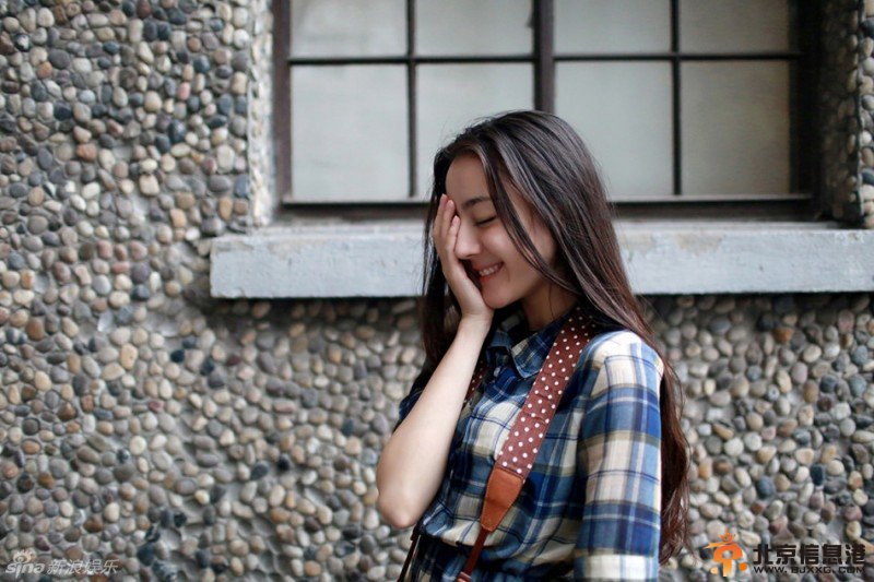 《古剑奇谭》小师妹玩穿越：校园写真清新可人