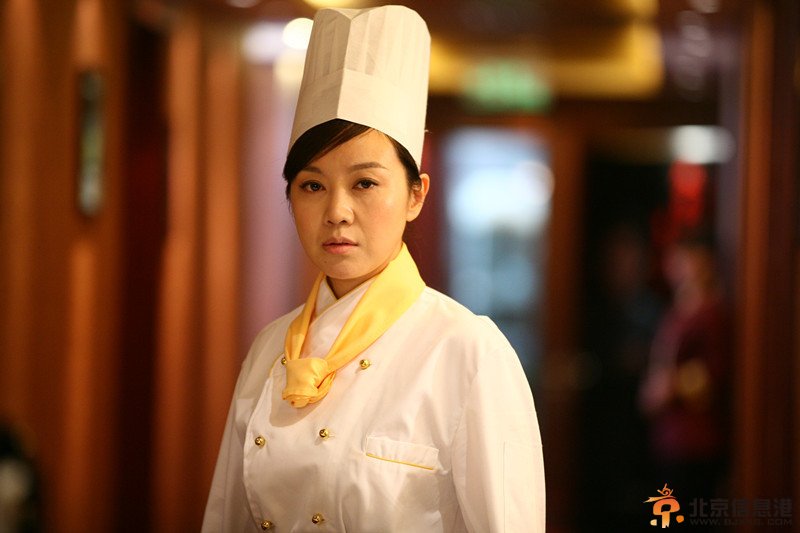 《煮妇也疯狂》将播 &ldquo;佟掌柜&rdquo;闫妮变身美丽俏厨娘