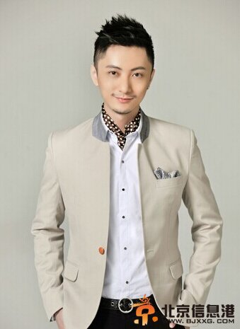 离婚律师潘小刚扮演者贾景晖个人资料 