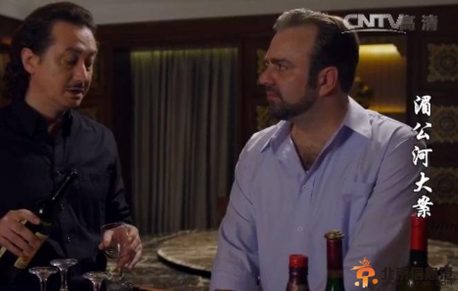 湄公河大案热播 老外戴维斯的1逗乐