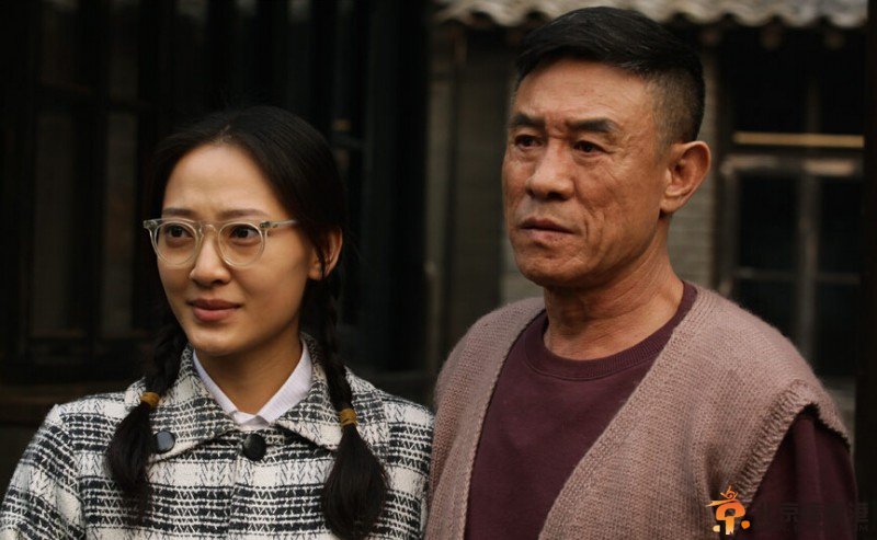 历史转折中的邓小平剧情介绍