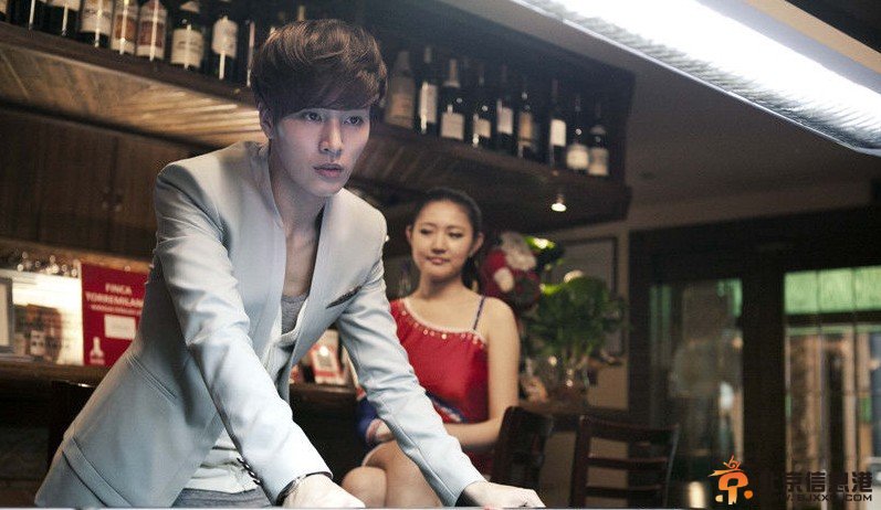 有效期限爱上你黎易天扮演者鲁敏宇个人资料