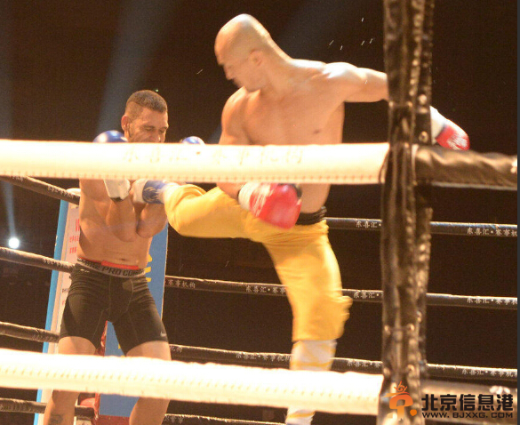 武僧一龙火力全开 最新比赛暴打击溃法国拳手【图】