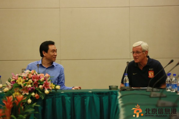 中超-许家印夜宴恒大将帅 受马云委托提“九个必须” 