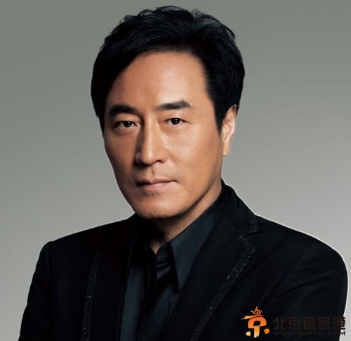 杨立新个人资料 演过的<a href='http://www.bjxxg.cn/ent/dianshi/' target='_blank'><u>电视</u></a>剧 杨立新妻子杨清儿子杨玏照片