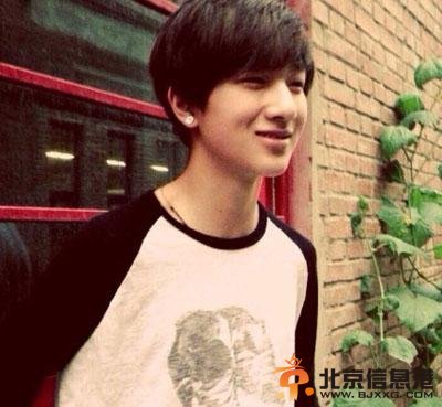 变形计李宏毅个人资料微博照片及家庭背景 李宏毅哥哥李明霖