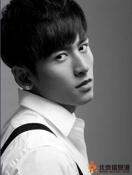 美人制造斐云天扮演者张哲瀚个人资料