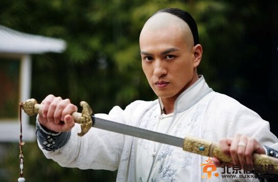 古剑奇谭洛云平扮演者马文龙演过的获奖记录