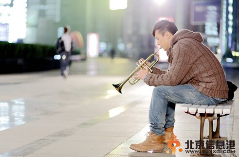 朱雨辰《别逼我结婚》亮嗓 无意转型当歌手