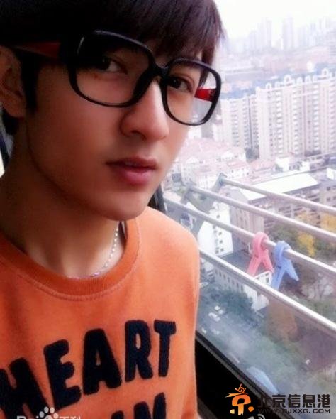 美人制造张易之扮演者米热个人资料