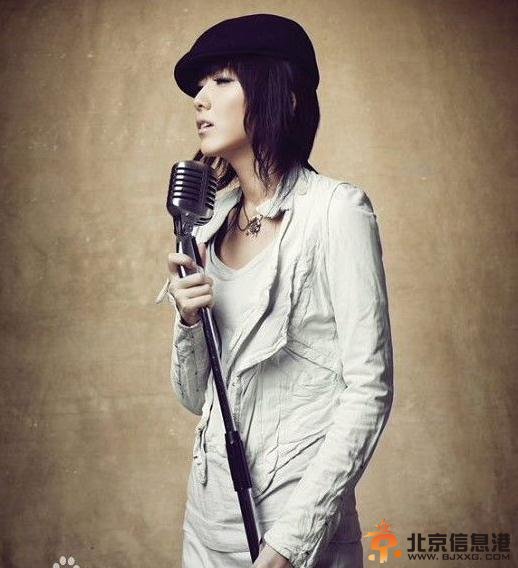 美人制造脱不花扮演者刘忻个人资料