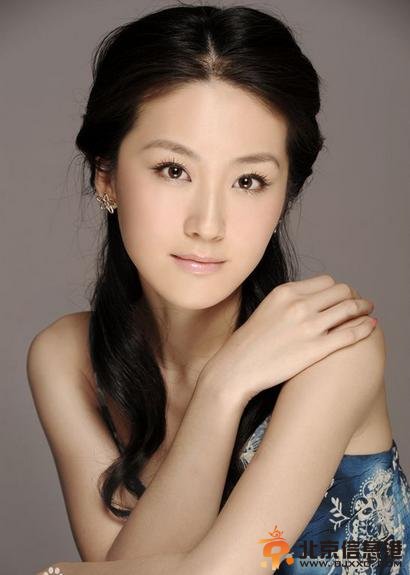 茧镇奇缘三太太扮演者周毅个人资料