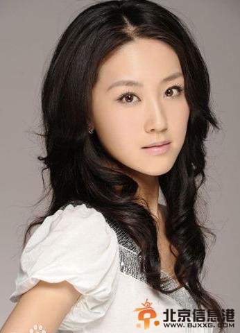 茧镇奇缘三太太扮演者周毅个人资料