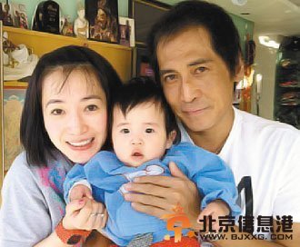 齐秦老婆孙丽雅个人资料图片 齐秦孙丽雅女儿儿子照片