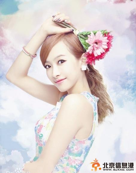 茧镇奇缘杜春晓扮演者宋茜生活照片